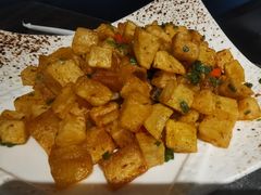 脆哨土豆粒-泉味道贵州厨房(三里河店)