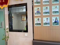 -半岛宠物医院24小时·内窥镜·牙科·碎石中心(府城大道店)