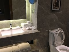 -珠海拱北口岸富华里中海雅高铂尔曼酒店