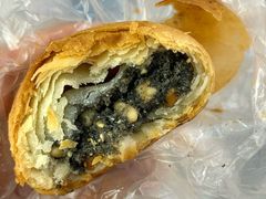 黑洋酥月饼-白玉兰食品(中山公园龙之梦店)