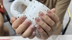 -爱纶美·美甲美睫半永久