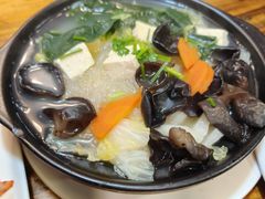 -万和春排骨砂锅米饭(湖北路店)
