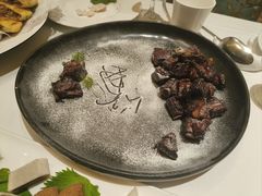-贝勒爷·酥不腻烤鸭
