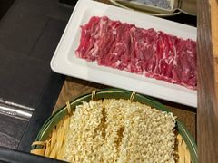 -尚尚仙·酸汤猪手·猪肚鸡火锅(华联万柳购物中心店)