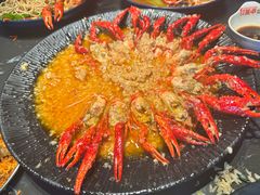 金汤蒜香小龙虾-红盔甲·小龙虾(人民广场店)