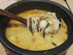 -蒙自源米线大王(东站店)