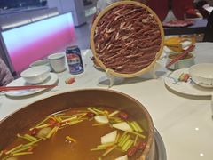 -牛员外鲜切牛肉火锅