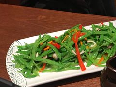 五彩花菇荷兰豆-云海肴·汽锅鸡·云南菜(领展购物广场·中关村店)