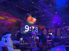 -喜鹊音乐酒馆(西街店)