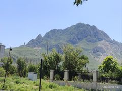-鸡鸣山旅游风景区