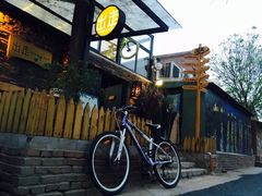 门面-出走咖啡·面包(宋庄店)