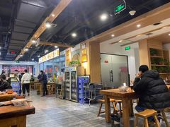 大堂-老白家面馆(测绘东路总店)