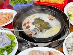 -花苑美食横琴生蚝火锅(拱北粤华路店)