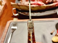-恰餐厅及酒吧 CHAR Bar & Grill (北京丽都皇冠假日店)