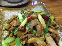 -滇香肴·云南菜蒸汽石锅鱼(云南北路店)