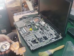 -鸿准通信科技·忠诚手机电脑维修中心(三林店)