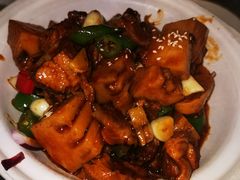 -梓檚中餐厅湖北菜小龙虾武昌鱼排骨藕汤(黄鹤楼店)
