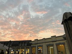 -王府井奥莱临潼小镇(临潼店)