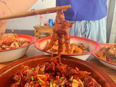 -老三样·美食研究中心(世贸路店)