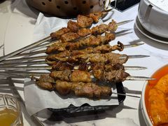 新疆烤羊肉串-贯贯吉·清真餐厅(浙江中路店)