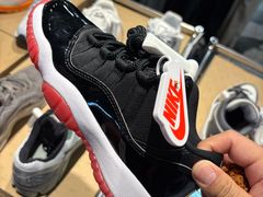 -燕莎奥特莱斯购物中心