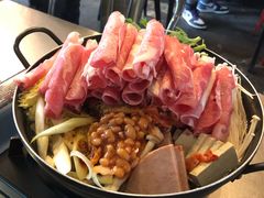 部队锅-MI WU FACTORY米屋美食工厂餐厅(绿地店)