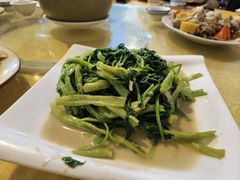 -烧鹅妹饭店