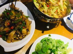 -邻家小馆(银都店)