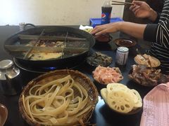 -岗上渣渣老火锅(两路口店)