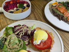 -Common Table · Brunch & Coffee