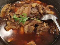 -霄汉牛三鲜湖北砂锅菜(万松园2店)