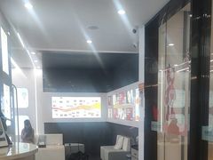 -武汉仁爱口腔(光谷店)