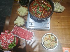 -黔有有贵州酸汤夺夺粉火锅(五味十字店)