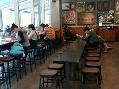 大堂-星巴克(深圳欢乐颂店)