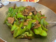 -赶海部落海鲜城(海阳路店)