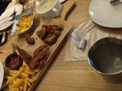 -必胜客(WOW贺州灵峰店)