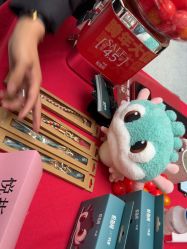-悦指间美甲美睫