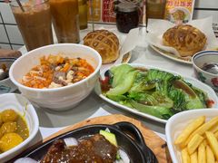 -樂麗餐室 · 本地茶餐廳(扬名广场店)