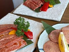 -炼火烤肉店