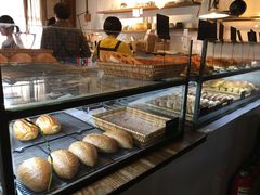 面包甜点陈列柜-仙峰天然面包(迎宾路店)