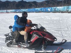 -荣盛康旅野三坡滑雪场
