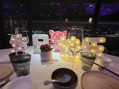 -悦江(梅奔中心店)