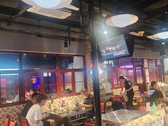 -马路牙子烧烤音乐酒馆(望京店)