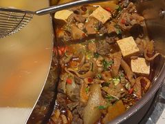 -左庭右院鲜牛肉火锅(环球港店)