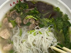 -文山荷鲜居(翠湖店)