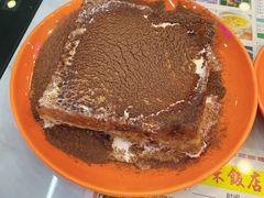 陈光记漏奶华-澳门陈光记烧味饭店(万象城店)