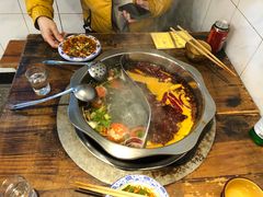 -重庆风光老灶火锅城(同德广场店)