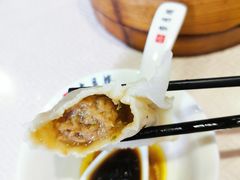 蟹黄汤包-留芳·文旅古月楼(老街店)