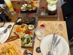 -Mark&Mars Restaurant