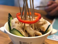 -临界音乐酒馆·小龙虾·江湖菜(华熙LIVE·鱼洞店)